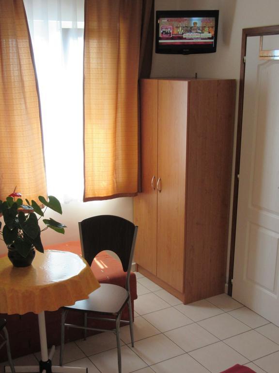 Suele Apartments & Rooms Balatonfüred Zimmer foto