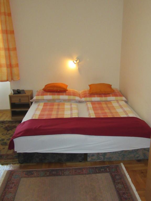 Suele Apartments & Rooms Balatonfüred Zimmer foto