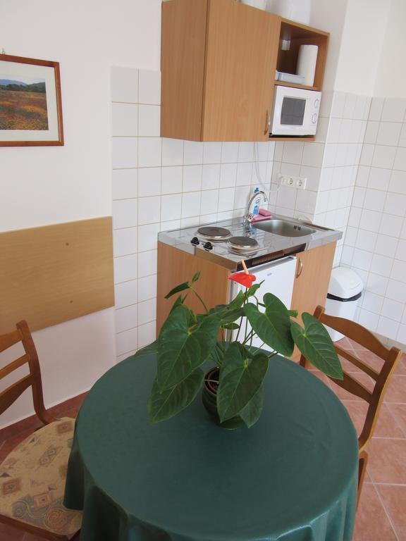 Suele Apartments & Rooms Balatonfüred Zimmer foto