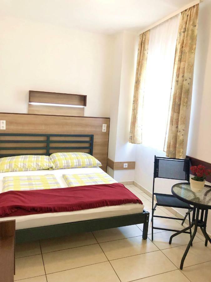 Suele Apartments & Rooms Balatonfüred Exterior foto
